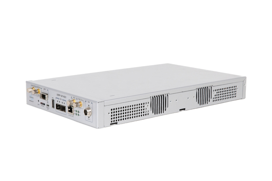 kupować USRP-LW N321 2TX 2RX kanały, USRP SDR Uniwersalne oprogramowanie Radio Narodowe instrumenty CPU podwójny rdzeń produkcja online