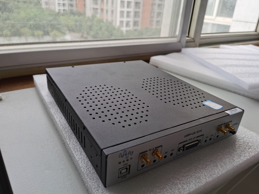 Skalowalne wbudowane radio SDR USRP 2950 120 MHz o wysokiej wydajności zdefiniowane przez oprogramowanie